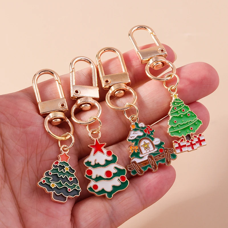 Cute Christams Keychain Enamel Christmas Tree Key Rings Festival Gifts for Women Men Car Key Handbag Key Chains DIY Accessories 2
